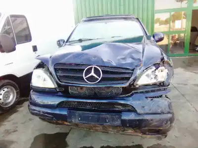 Veículo de Sucata mercedes-benz clase ml (bm 163) m112942 do ano 2001 alimentado m112942