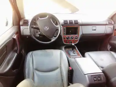 Veículo de Sucata mercedes-benz clase ml (bm 163) m112942 do ano 2001 alimentado m112942