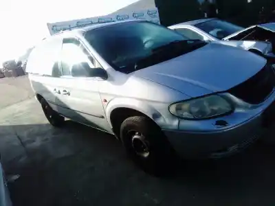 Veículo de Sucata chrysler voyager (rg) g b / 2.4l do ano 2002 alimentado g b / 2.4l