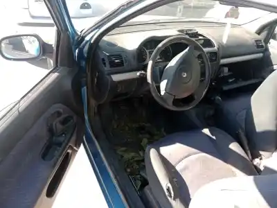Здавання транспортного засобу renault   року 2001 потужний k4j712