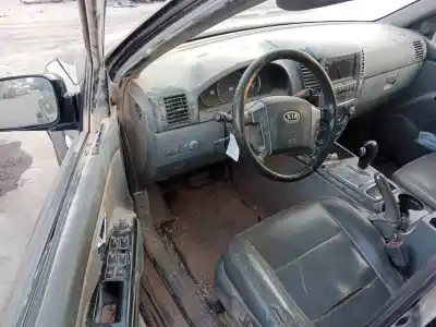 Scrapping Vehicle kia sorento (bl) d4cb of the year 2006 powered d4cb