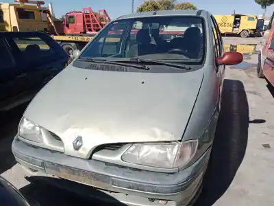 Здавання транспортного засобу RENAULT MEGANE I SCENIC (JA0) F9Q K7 року 1997 потужний F9Q