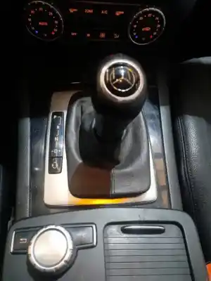Здавання транспортного засобу mercedes-benz clase c (w204) coupe c 220 cdi blueefficiency (204.302) року 2012 потужний om651911