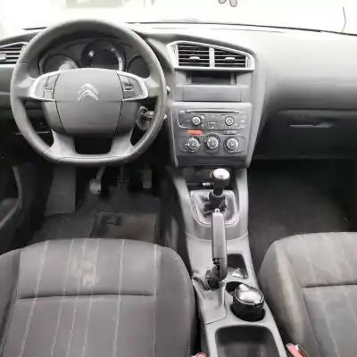 Veículo de Sucata citroen c4 lim. 1.6 hdi fap do ano 2015 alimentado 9h06