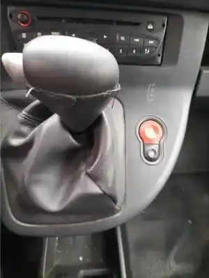 Scrapping Vehicle renault kangoo z.e. maxi 2-sitzer of the year 2013 powered 5am 400