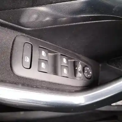 Veículo de Sucata peugeot 2008 i (cu_) 1.6 hdi do ano 2015 alimentado 9h06