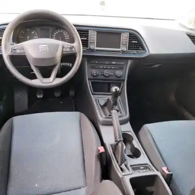 Здавання транспортного засобу seat leon (5f1) 1.6 tdi року 2016 потужний cxxb