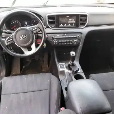 Veicolo di demolizione kia                                                sportage iv (ql, qle)                                                                                                                                                                                                                                      1.6 gdi                                                                                                                                                                                                                                                    dell'anno 2019 alimentato g4fd