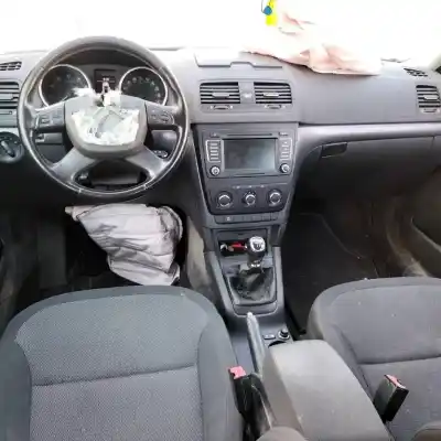 Veículo de Sucata skoda yeti (5l) 1.2 tsi do ano 2013 alimentado cbzb