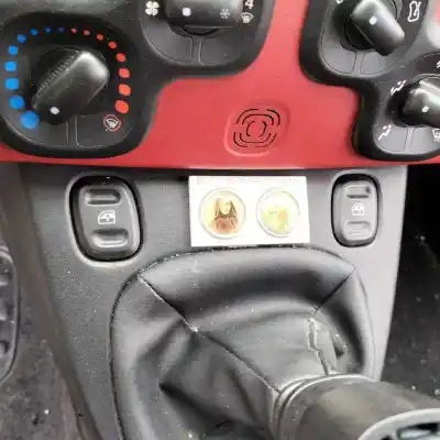 Veicolo di demolizione fiat panda (319) 1.2 cat (gpl) dell'anno 2013 alimentato 169a4000