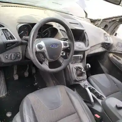 Здавання транспортного засобу ford kuga (cbs) 2.0 tdci cat року 2016 потужний xrma