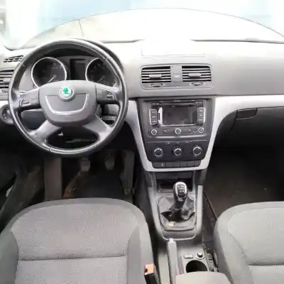 Veículo de Sucata skoda yeti (5l) 1.2 tsi do ano 2012 alimentado cbzb