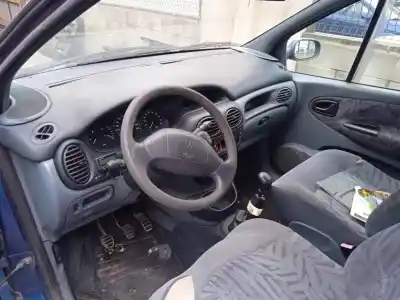 Scrapping Vehicle renault megane i scenic (ja0) 1.9 dti diesel cat of the year 1998 powered f9q