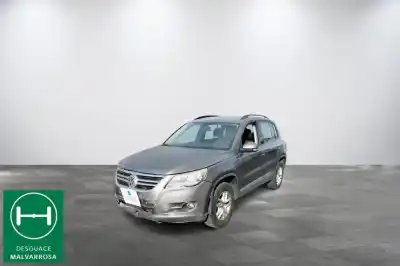 Veículo de Sucata VOLKSWAGEN TIGUAN (5N1) 2.0 TDI do ano 2009 alimentado CBAB