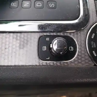 Здавання транспортного засобу volkswagen touareg (7la, 7l6, 7l7) 3.0 v6 tdi року 2007 потужний bks