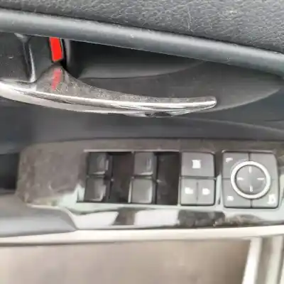 Veículo de Sucata lexus is 300h do ano 2016 alimentado arfse