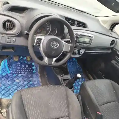 Veicolo di demolizione toyota yaris 1.0 cat dell'anno 2014 alimentato 1kr