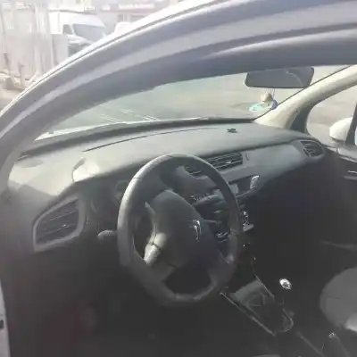 Véhicule à la ferraille citroen                                            c3 aircross                                                                                                                                                                                                                                                1.2 12v vti                                                                                                                                                                                                                                                de l'année 2015 alimenté hm01