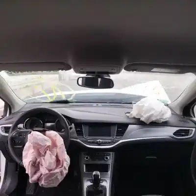 Здавання транспортного засобу opel astra k lim. 5türig 1.0 12v року 2018 потужний d10xfl