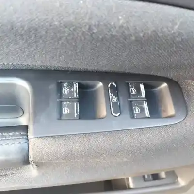 Здавання транспортного засобу volkswagen touareg (7la, 7l6, 7l7) 2.5 r5 tdi року 2004 потужний bac