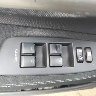 Scrapping Vehicle toyota auris (_e15_) 1.4 d-4d (nde150_) of the year 2012 powered 1nd