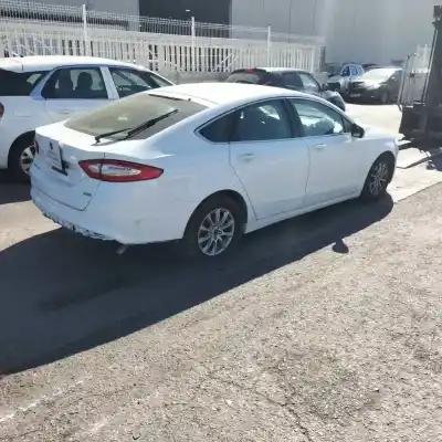 Sloopvoertuig ford mondeo lim. 1.5 tdci cat van het jaar 2017 aangedreven ugcc