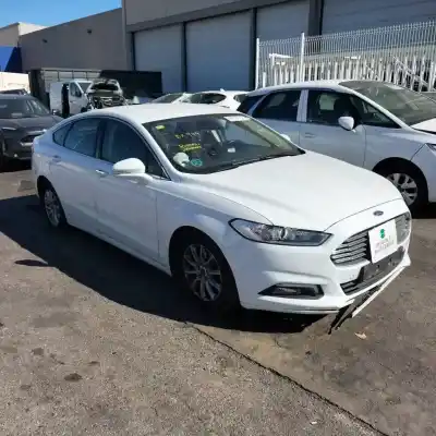 Sloopvoertuig ford mondeo lim. 1.5 tdci cat van het jaar 2017 aangedreven ugcc