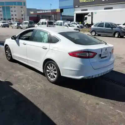 Sloopvoertuig ford mondeo lim. 1.5 tdci cat van het jaar 2017 aangedreven ugcc
