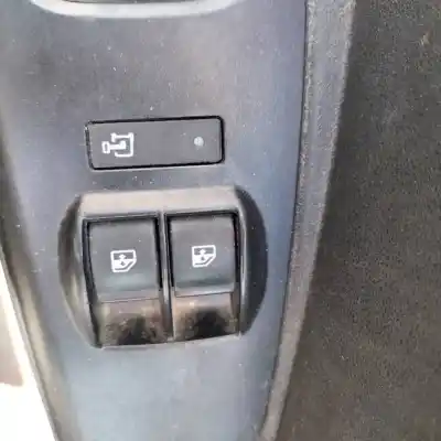 Veículo de Sucata fiat doblo ii cargo (263) 1.3 16v m-jet cat do ano 2017 alimentado 330a1000