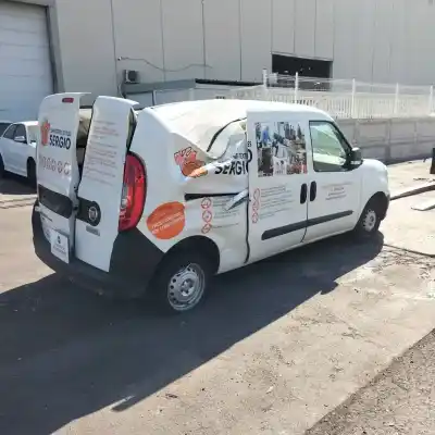 Veículo de Sucata fiat doblo ii cargo (263) 1.3 16v m-jet cat do ano 2017 alimentado 330a1000