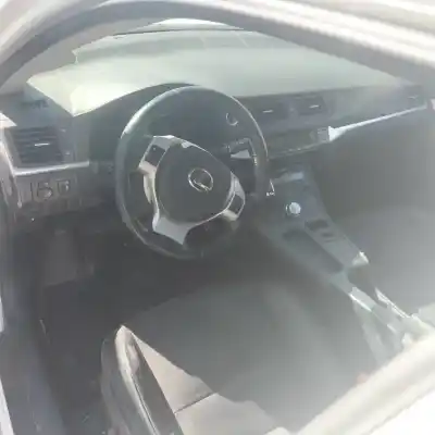 Scrapping Vehicle lexus ct 1.8 16v cat (híbrido) of the year 2011 powered 2zr