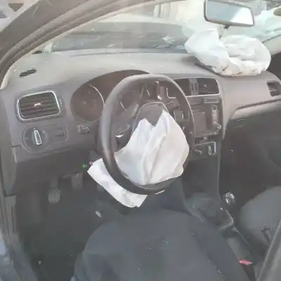 Veículo de Sucata volkswagen polo v (6r1, 6c1) 1.4 tdi do ano 2014 alimentado cusa