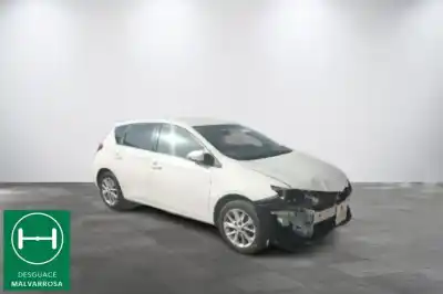 Veículo de Sucata toyota auris (_e15_) 1.4 d-4d (nde150_) do ano 2014 alimentado 1nd