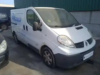 Veículo de Sucata RENAULT TRAFIC II AUTOBÚS (JL) 2.0 dCi 115 do ano 2009 alimentado M9R782