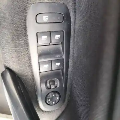 Здавання транспортного засобу peugeot 308 sw ii (lc_, lj_, lr_, lx_, l4_) 1.5 bluehdi 130 року 2019 потужний yh01