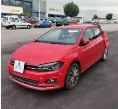 Véhicule à la ferraille VOLKSWAGEN POLO V (6R1, 6C1) 1.0 TSI de l'année 2018 alimenté CHZL