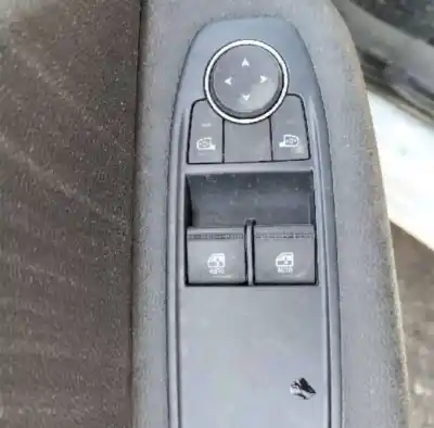 Veículo de Sucata renault clio v 1.5 blue dci diesel fap do ano 2021 alimentado 