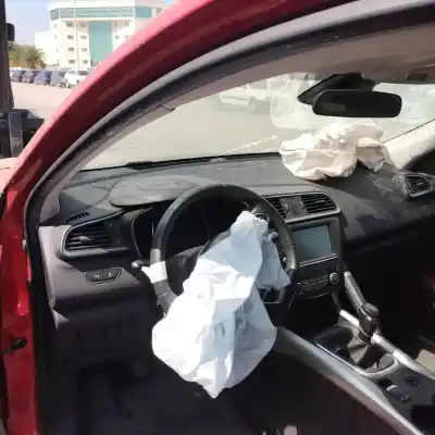 Veículo de Sucata renault kadjar (ha_, hl_) 1.2 tce 130 do ano 2016 alimentado h5f408