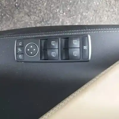 Здавання транспортного засобу tesla                                              model s                                                                                                                                                                                                                                                    p                                                                                                                                                                                                                                                          року 2017 потужний l2s