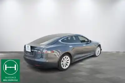 Здавання транспортного засобу tesla                                              model s                                                                                                                                                                                                                                                    p                                                                                                                                                                                                                                                          року 2017 потужний l2s