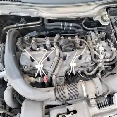 Veículo de Sucata volvo c30 2.4 20v diesel do ano 2008 alimentado d5244t8