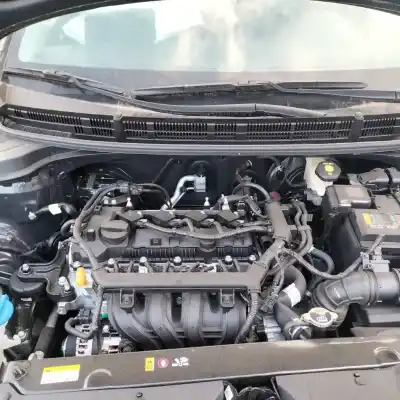 Veículo de Sucata kia stonic (ybcuv) 1.2 cat 84 cv / 62 kw do ano 2022 alimentado 