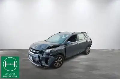Veículo de Sucata kia stonic (ybcuv) 1.2 cat 84 cv / 62 kw do ano 2022 alimentado 