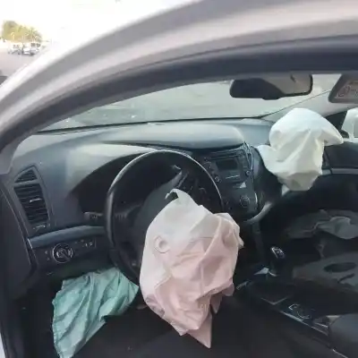 Sloopvoertuig hyundai i40 1.7 crdi cat van het jaar 2015 aangedreven d4fd