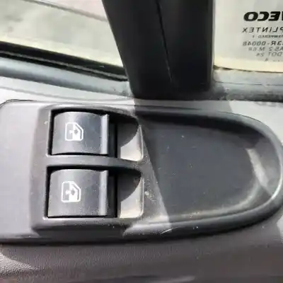 Veículo de Sucata iveco 35s13 furgon caja cerrada do ano 2014 alimentado f1ae3481