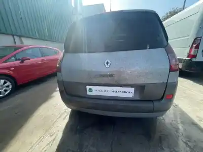 Veicolo di demolizione renault scenic ii 1.9 dci diesel fap dell'anno 2004 alimentato f9q