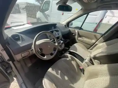 Veicolo di demolizione renault scenic ii 1.9 dci diesel fap dell'anno 2004 alimentato f9q