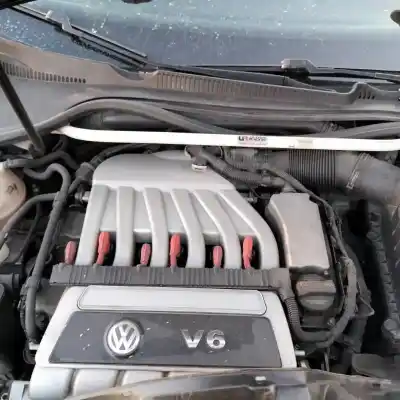 Vehículo de desguace volkswagen golf v berlina (1k1) r32 del año 2007 con motor bub