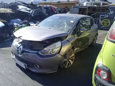 Vehículo de desguace RENAULT CLIO IV 1.5 dCi Diesel FAP del año 2014 con motor K9K608