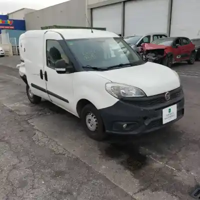 Veículo de Sucata FIAT DOBLO II CARGO (263) 1.3 16V M-Jet CAT do ano 2016 alimentado 263A6000